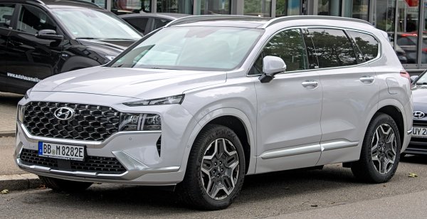 Най-надежден: Hyundai Santa Fe (2019- 2024) - 98,9%

Само 4 процента от собствениците на Santa Fe са имали проблем със седемместния си автомобил, но все дреболии, тъй като колите са напълно в движение.